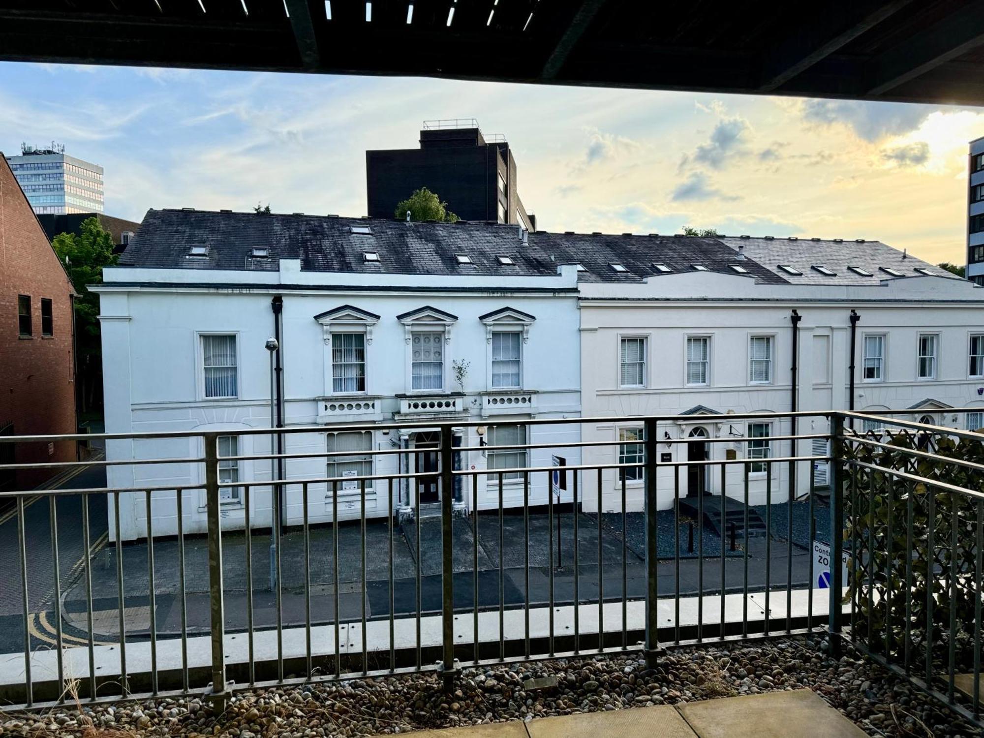 The Red Suites Birmingham Exterior photo